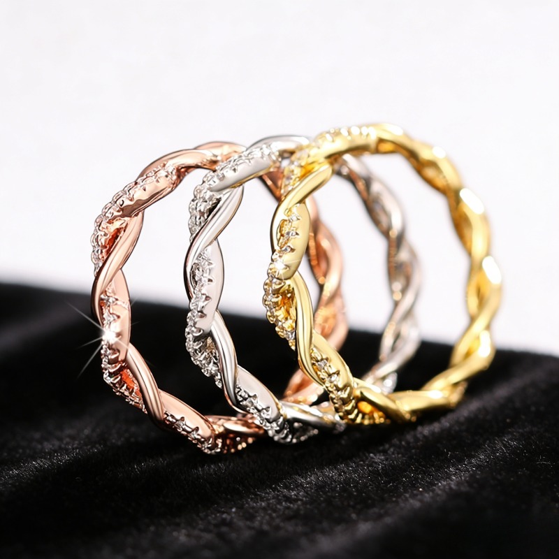 Women's Classic Twisted Zirconia Ring, Elegant Gift
